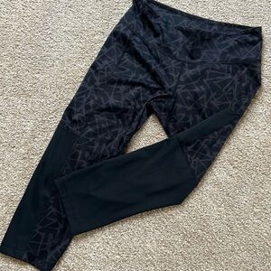 Colombia Compression Blk/Gray Crop Legging